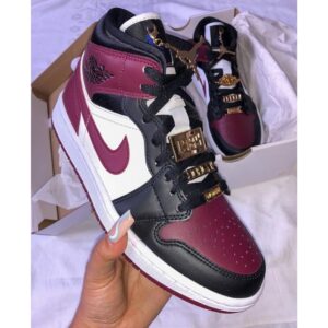 Air Jordan 1 Dark Beetroot